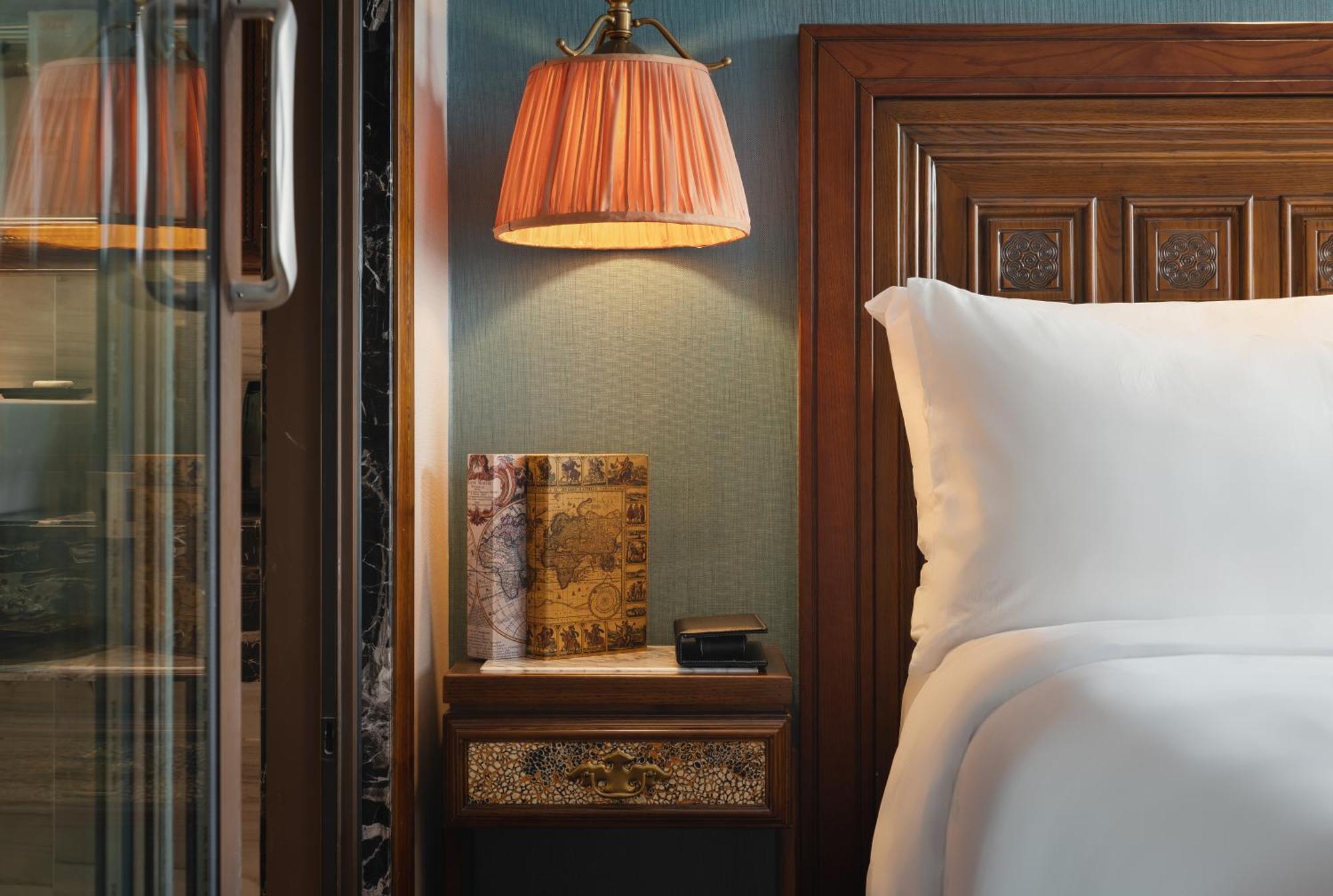 Peridot Gallery Classic Hotel Ханой Экстерьер фото