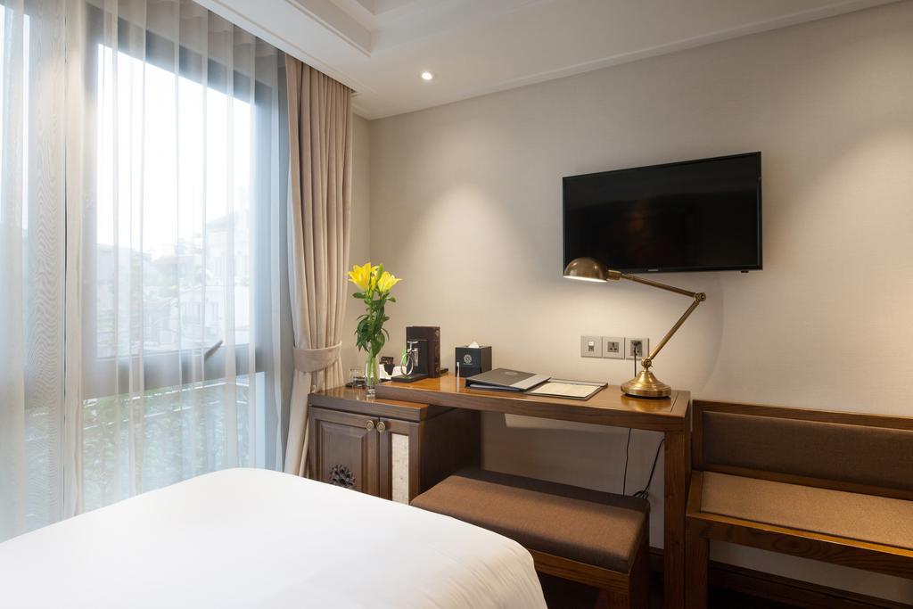 Peridot Gallery Classic Hotel Ханой Экстерьер фото